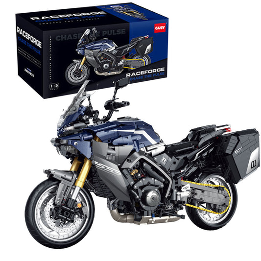 Guly 60553 1:5-Scale Yamaha Tracer 9 GT Motorcycle